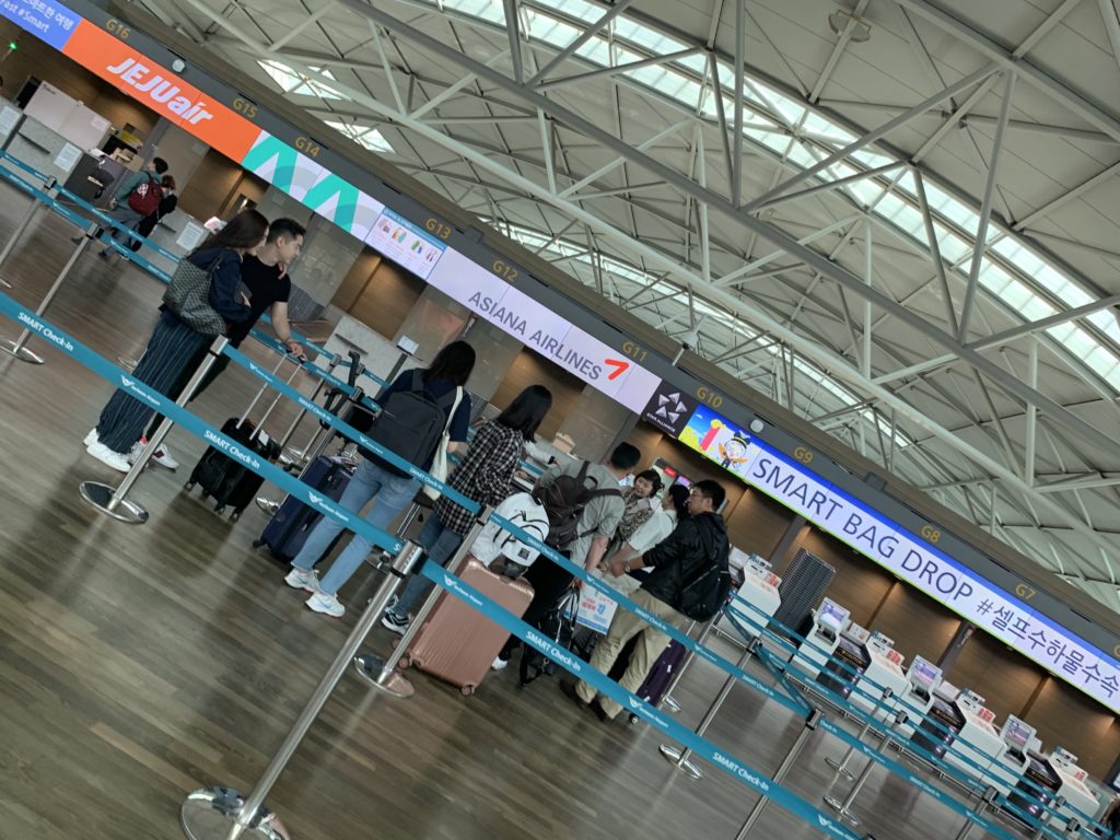 仁川国際空港チェックインカウンター